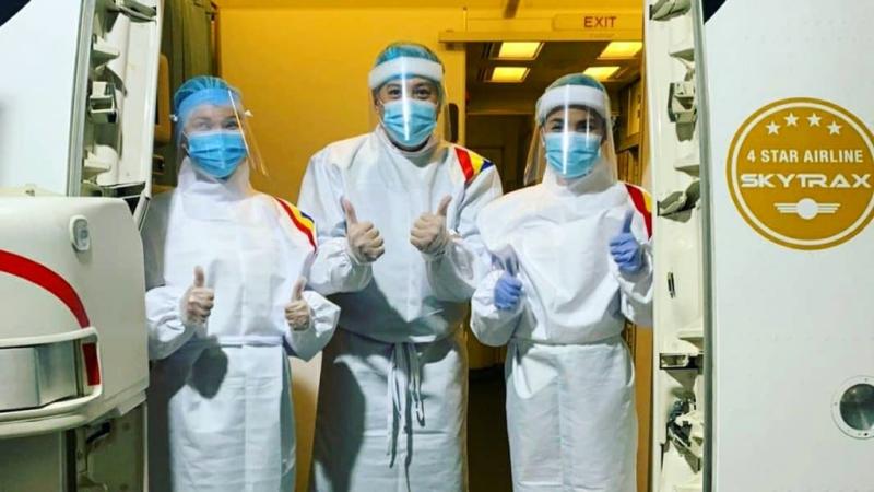 aviationcover's tweet photo. @UG_Airlines @ntvuganda @STwinoburyo Its difficult times for Aviation and with big challenges.
But @UG_Airlines can borrow a leaf of these PPE from @ThaiAirways. 
The #COVID19 has greatly affected passengers' consumer habits. https://t.co/W1a9DrnI7P