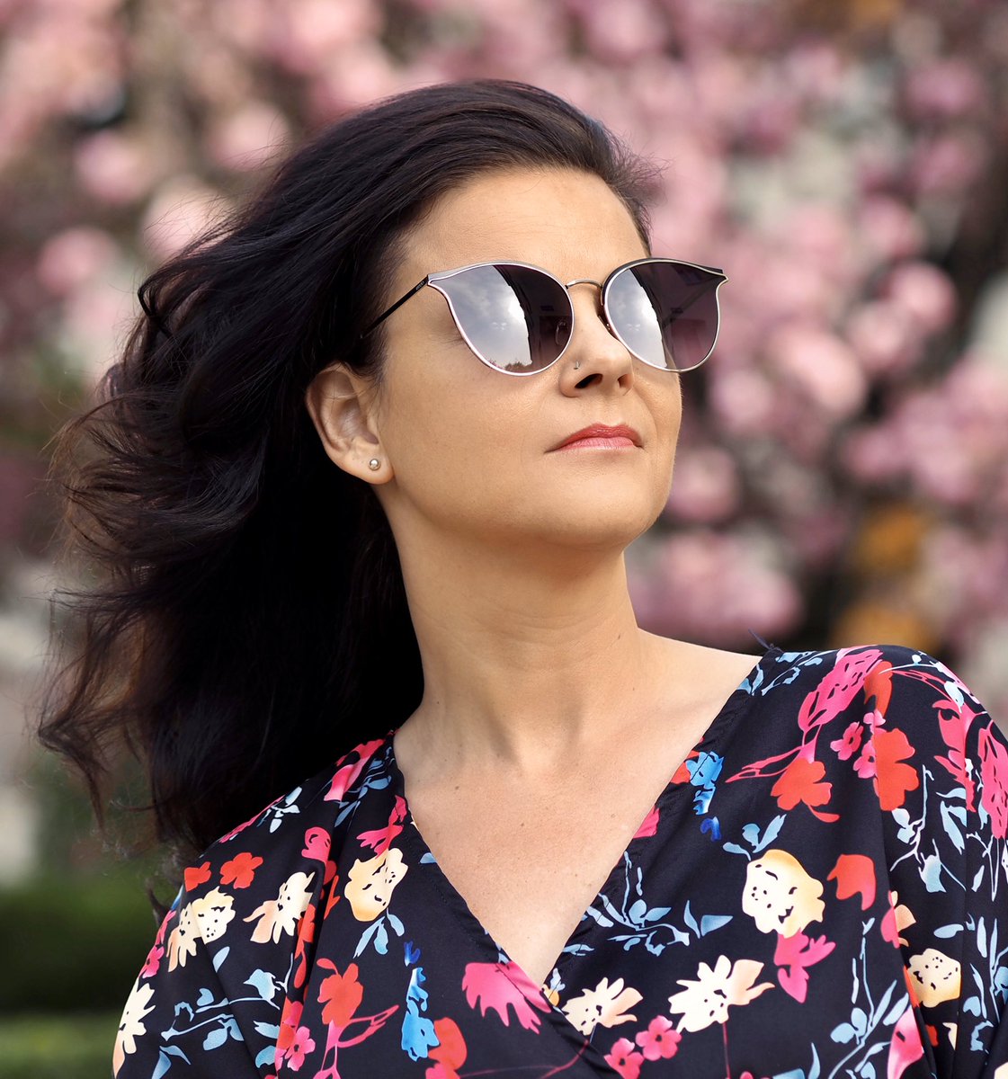 Corestilo_ch's tweet photo. Cooler Durchblick mit meiner stylischen Sonnenbrille! 😎
https://t.co/IsyHNGwlUS
#Cerjo #Cerjo_Switzerland #sunglasses #vintage #seventies #trends #swissblogger #newcollection #seventiesstyle #sonnenbrille https://t.co/yzxjpUMYeu