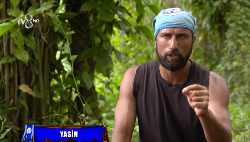 alisuruucu's tweet photo. yasin’in hastanede twitter’a baktığına yemin edebilirim ama kanıtlayamam #survivor2020 https://t.co/YtOzYsynwq