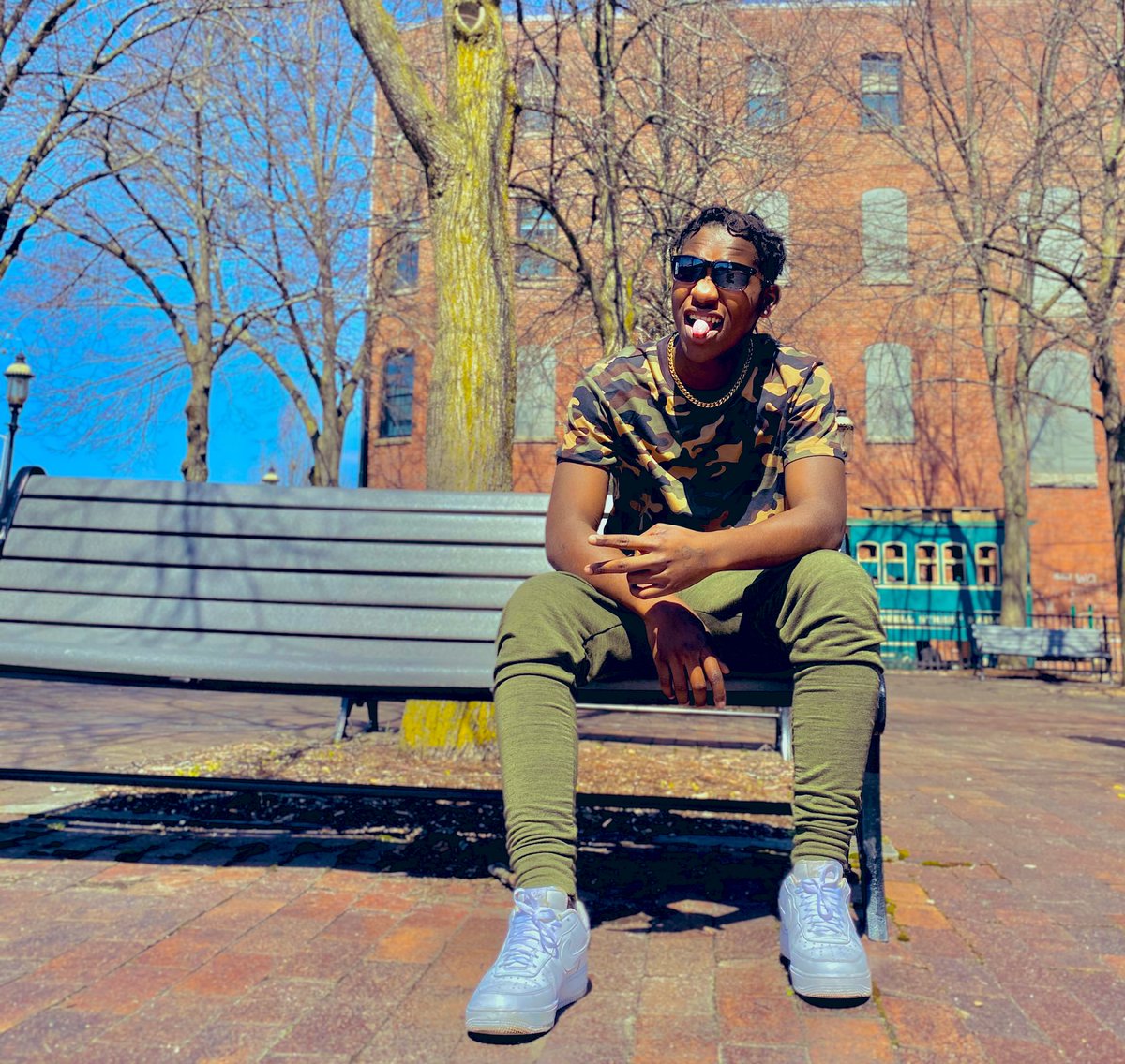 bash_ada_'s tweet image. 😛