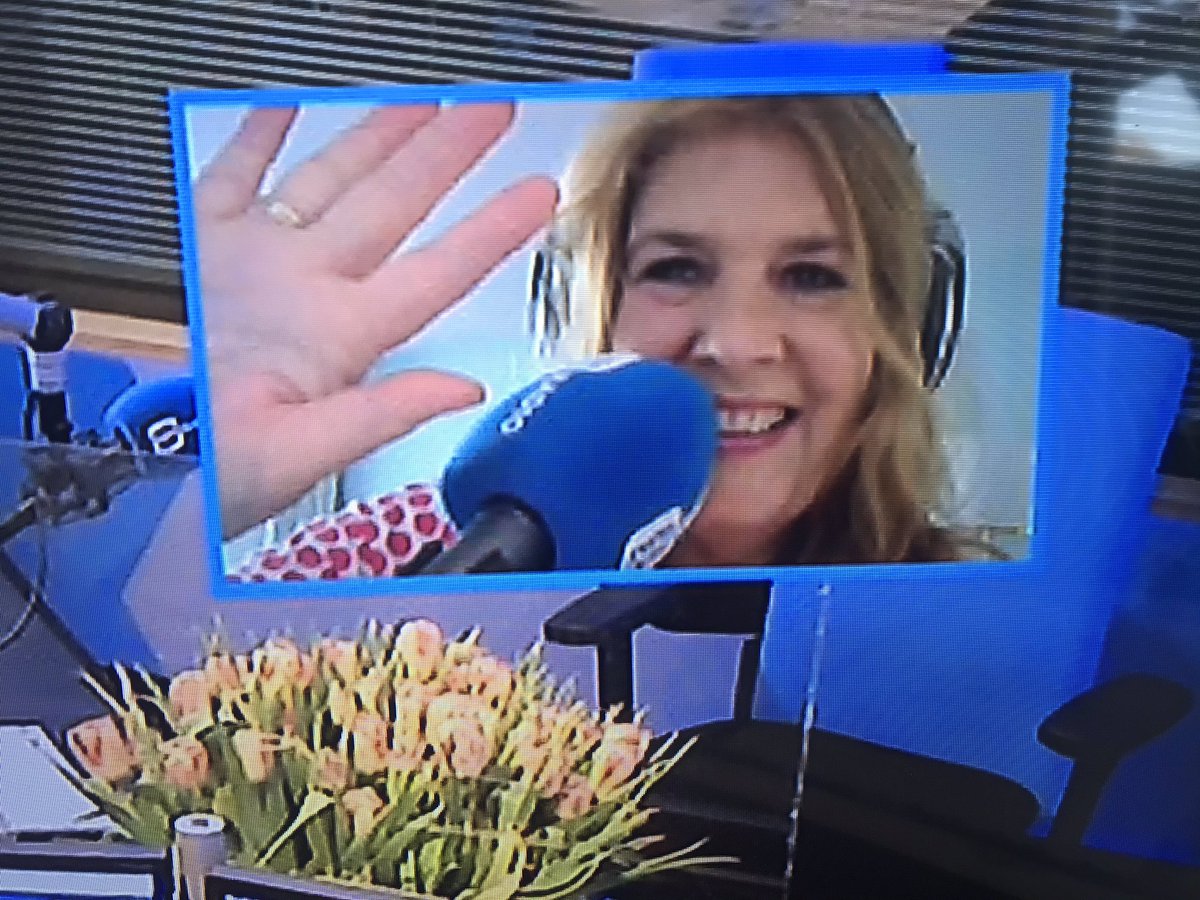 June Hoogcarspel (@junenhradio) on Twitter photo Heel graag tot morgen! <a href="/NHradio/">Eric Scott</a> 9-12 uur 88.7 fm, kanaal 30 <a href="/ZiggoCompany/">Ziggo</a> en 509 <a href="/KPN/">KPN</a>. We gaan een boek schrijven met luisteraars en <a href="/LaBloemenProd/">LaBloemenProductions</a> Heel graag tot morgen! <a href="/NHradio/">Eric Scott</a> 9-12 uur 88.7 fm, kanaal 30 <a href="/ZiggoCompany/">Ziggo</a> en 509 <a href="/KPN/">KPN</a>. We gaan een boek schrijven met luisteraars en <a href="/LaBloemenProd/">LaBloemenProductions</a>