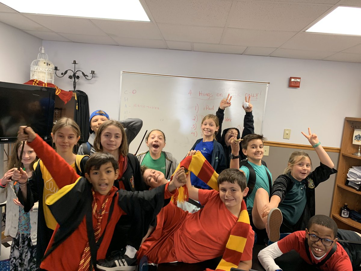 JoubertAndres's tweet image. In light of school closures announced around the nation for the rest of the school year, what are you doing to continue to build a sense of community and connectedness amongst your Ss &amp;amp; Ts? #ConnectionsMatter

#fledchat #edchat #edtech #distancelearning #LearnPM #ParkMaitland51