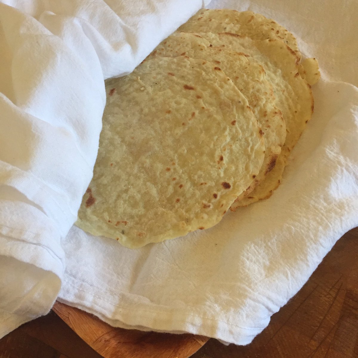 NordicFoodGeek's tweet image. Lefse in the Time of Covid-19. Got my sweetie to join me in the kitchen and ohhhh such tasty success. #lefse #stayhomemn