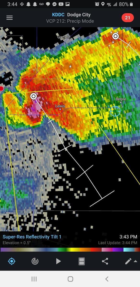 ChaseOneWX's tweet photo. #KSWX @NWSWichita @NWSDodgeCity  a live look at your Lewis severe thunderstorm warning! https://t.co/mFSy97C5n7