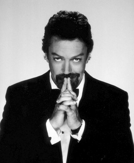 MichaelMatteoRo's tweet image. As beloved as Tim Curry already is, I STILL feel he&apos;s so underrated. He is the type of talent that you can&apos;t help but smile every time you see him on the screen. Happy birthday Sir! 🎂