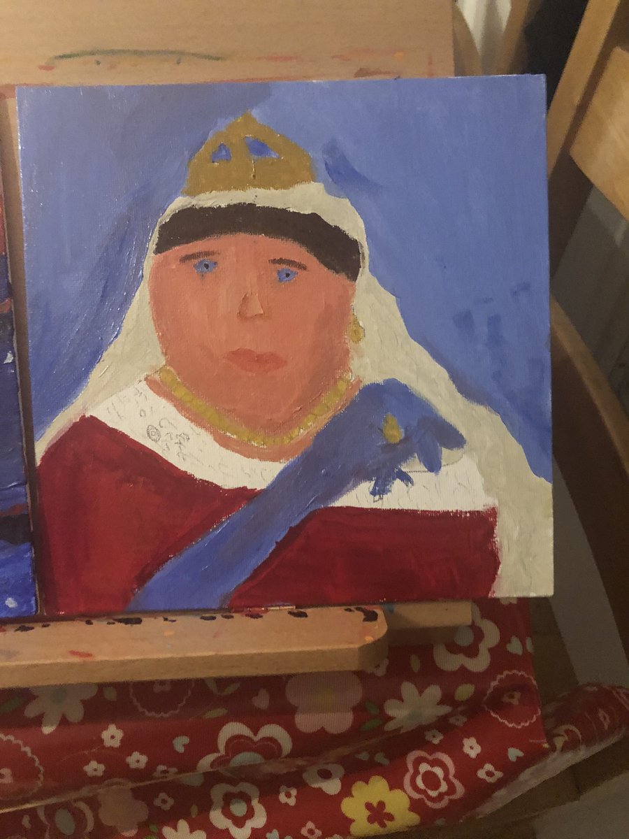 francescamahon's tweet photo. @BartleyJunior mine and Mabel’s Queen Victoria.  Last minute skin tone change 😬 Mabel said she looks like Peppa pig , not quite the look I was going for . https://t.co/LsnMcLVDIP