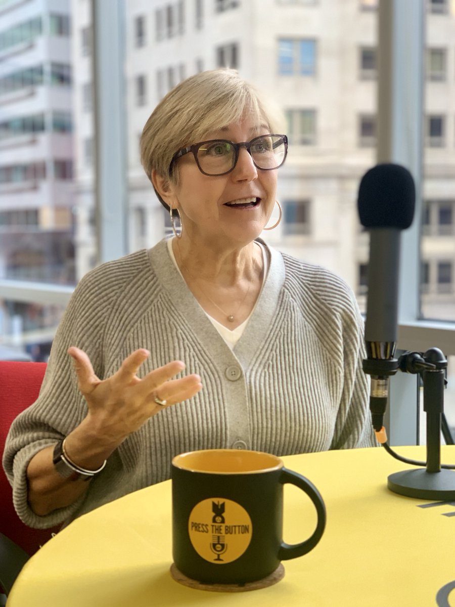 Last year,  @Katefolb, Director of  @HollywdHealth, connected  @Cirincione w/  @CBS& #39;s  @MadamSecretary to walk the showrunners through what would happen if the White House believed the United States was under nuclear attack. She shared her work w/ us. https://soundcloud.com/user-9546...