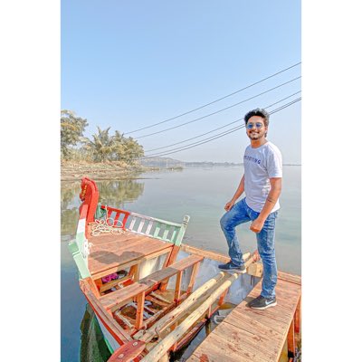 Adarsh5889's tweet photo. #NewProfilePic https://t.co/YASa4VUxMS