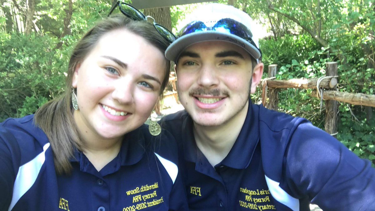 snowsworld01's tweet photo. Senior Sunday! They were born farmers! #TexasFFA #SeniorSunday #Senior2020 #FHSFFA #BlinnBound https://t.co/V0lqO6FieP