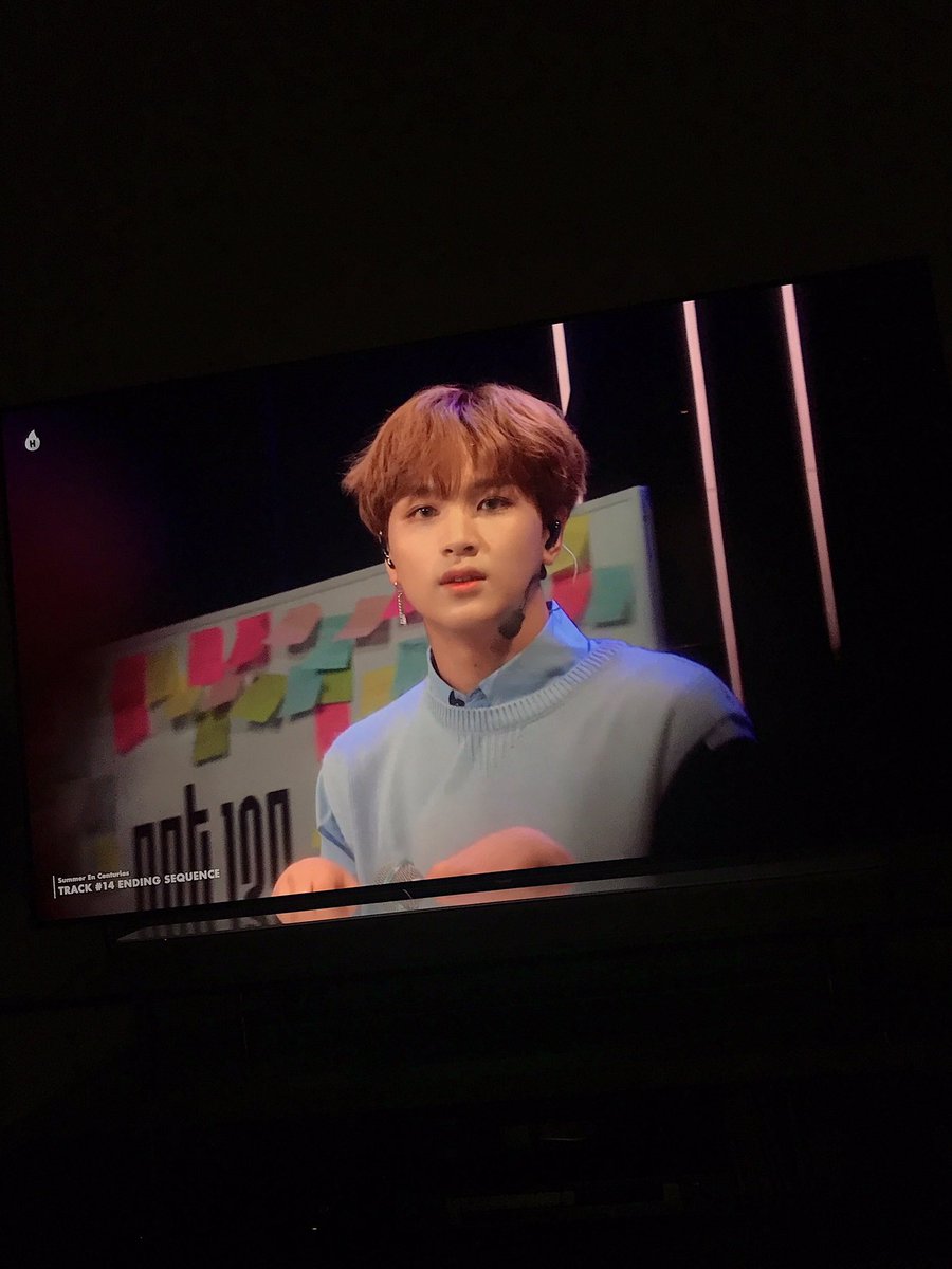 last__loves's tweet photo. 큰화면으로 보고 싶어서 온 가족 잠든 후 나홀로 영상회 재탕ㅎㅎ
플레임님 감사하고 사랑합니다 ♡
#StayHomeWatchFullsun @burstinto66 https://t.co/39voq3FFyF