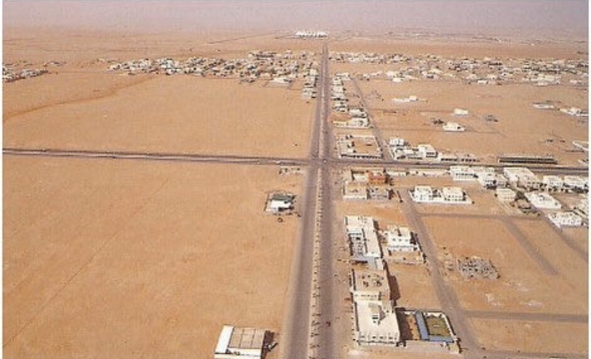 salem_d_t's tweet photo. الرياض تقاطع طريق الأمير بندر مع سلمان الفارسي في عام ١٤٠٦هـ
#صور_من_الماضي https://t.co/G3bUP2yjvE