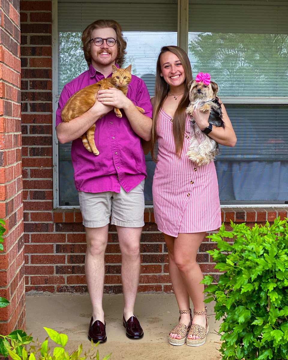 ashlynnbusch's tweet photo. happy easter🌷 https://t.co/uka9mi0rKK