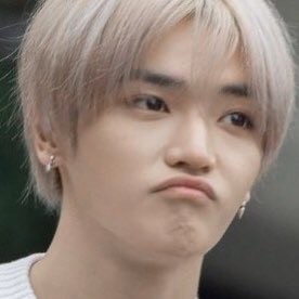 Day 17 : It& #39;s Easter !!! I am sad that I can& #39;t go to church but I& #39;m happy that everyone is safe. I hope you are healthy. I love you Taeyong, you are so precious and beautiful. I hope you& #39;ll always remember this, you& #39;re smile is beautiful   #TAEYONG   #TAEYONG_20DAYS   #툥블답장   #태용