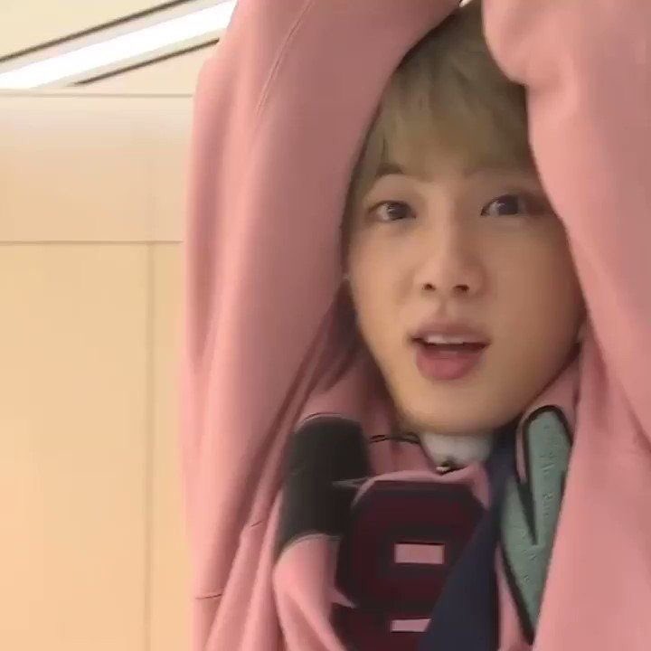 :¨·.·¨: `·.. ➸ kim seokjin in pink; a lovely thread