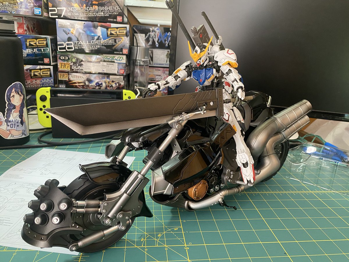 ivanthemoderate's tweet image. Having fun with this giant bike