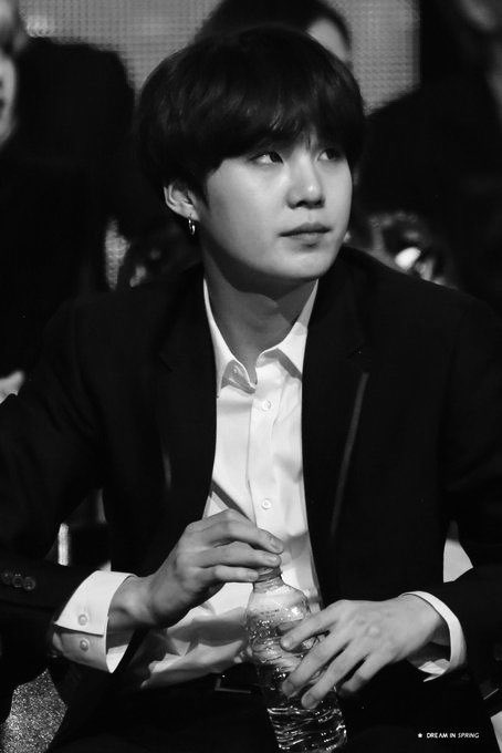 yoongi as a 90s heartthrob — a thread
