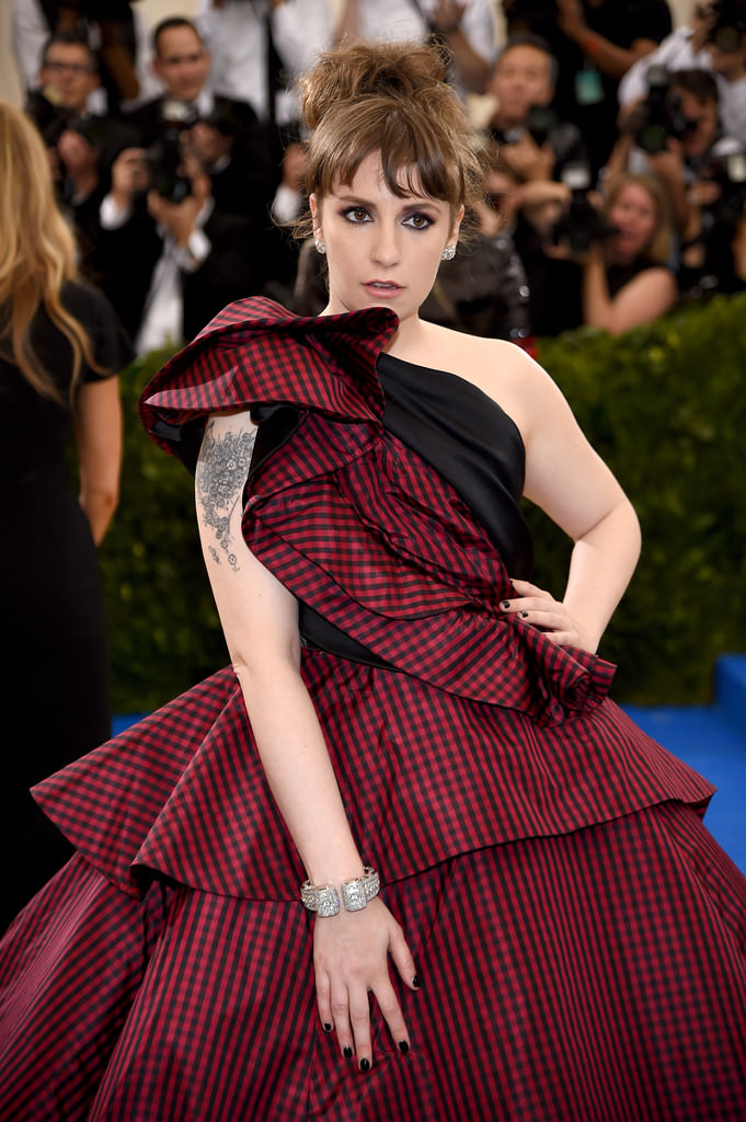 13. For this one, you might have to close one eye and look at the overall shape of the dress. For the 2017 Met Gala, Lena Denham wore a burgundy one-shoulder gown which kinda reminds of the red algae Porphyra (ping  @kirstenmmuller)