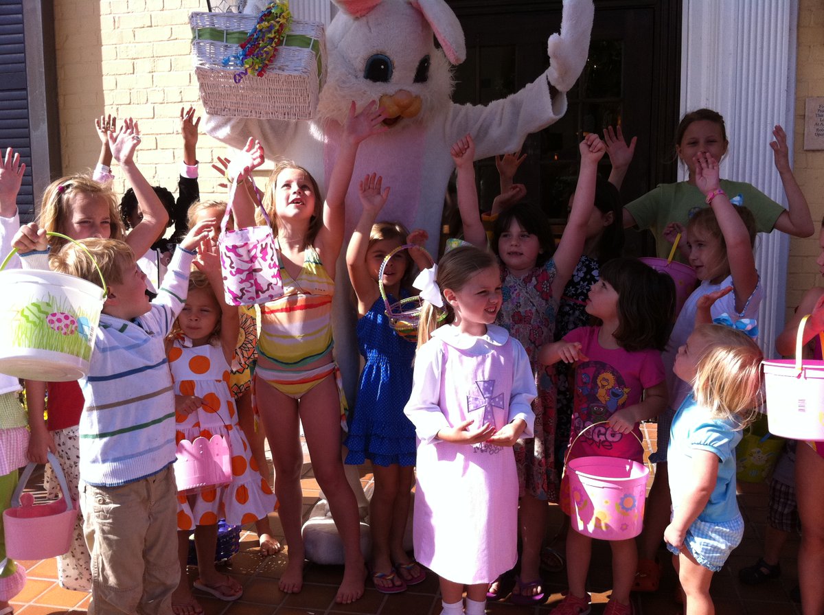 Happy Easter from your King and Prince family! 

We're missing you and our traditions this year so let's celebrate with happy memories from the past, like this Easter Egg Hunt from 2012 when we celebrated together. Stay safe! #alonetogether #kingandprinceresort