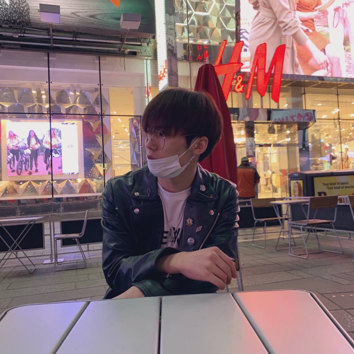 For all the times he serves as our favorite fake boyfriend  #라키   #아스트로   #아스트로라키   #ROCKY   #ASTRO  @offclASTRO