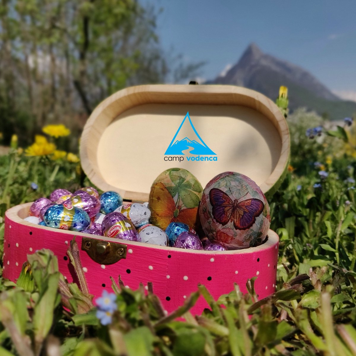 CampVodenca's tweet photo. Happy Easter from the best outdoor travel destination. 
#Easter #EasterSunday #CampVodenca #Bovec #SocaValley #Slovenia #camping #outdoor #holiday #outdoorfun https://t.co/JTwR0ppZSD