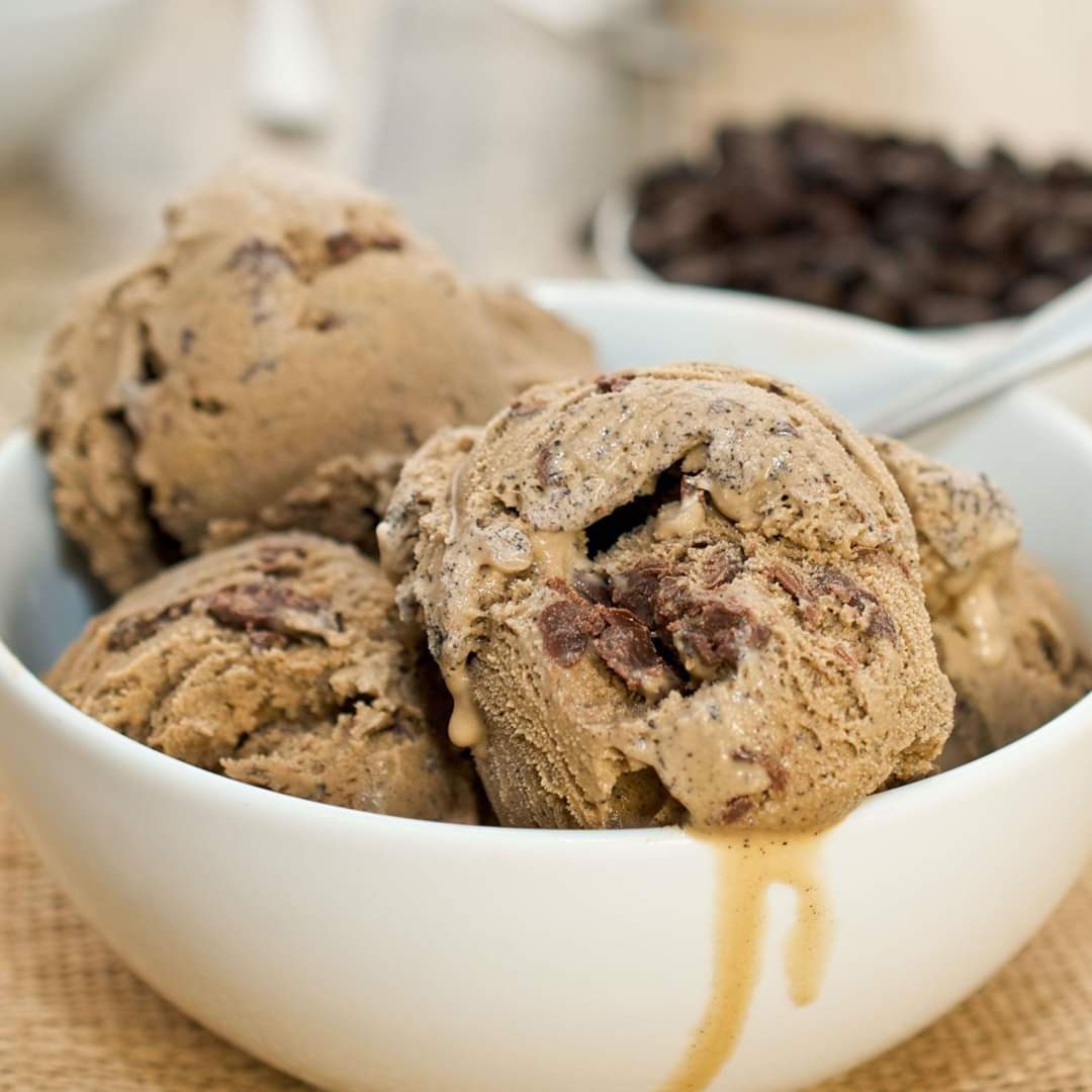 iamlhabsterz's tweet photo. Whos craving for Coffee Crumble??๐งโ #coffeecrumble ๐จ๐ https://t.co/B0WZKK4e13