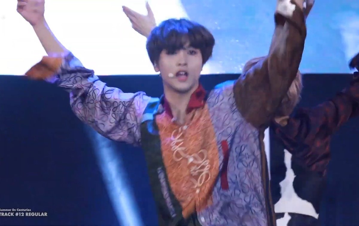 raima_imaa's tweet photo. I love Haechan so much. Thanks again for making my day today 💚 @burstinto66 진짜 짱이에여💚👏🏻
동혁아 보고싶다 ㅠㅠㅠㅠㅠㅠㅠ
#해찬이와시즈니 ☀️💚🌻
#StayHomeWatchFullsun https://t.co/TR0M0GKpMa