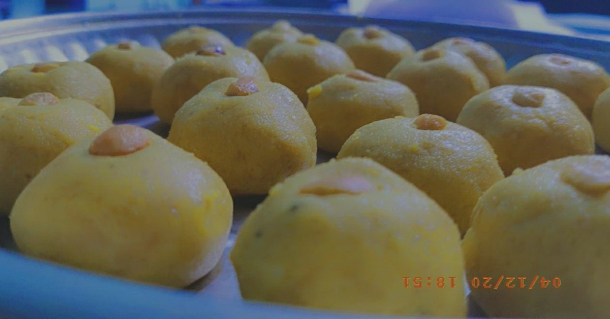 prasangeeta's tweet photo. #LockdownHouseParty 
#sweetsforlife❣️
#Besankeladoo😍 https://t.co/8dIJkQU4OS