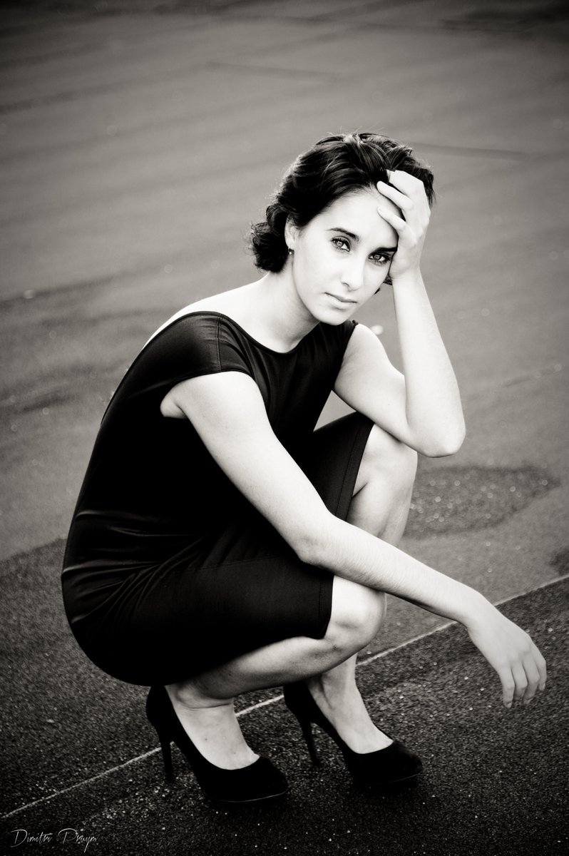 DimitriPruym's tweet photo. Anaïs Gullotto (Belgium, 1994) began her dance training at the age of eleven at the Royal Ballet School of Antwerp and graduated in 2014. Anaïs specialized in classical ballet but also dances jazz, character, spanish, hip hop, contemporary and modern dance.

#Antwerpen https://t.co/5snw94gTGR