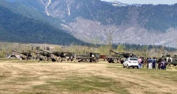 aeyjayft's tweet photo. #LOC
#MiniWar
A picture is equal to 1000 words. This picture from Kupwara Sector speaks itself. https://t.co/Inf5QpeGuu
#kupwara https://t.co/9jYUwSHoF1