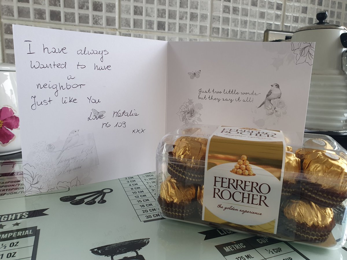 jules19682's tweet photo. Lovely surprise left on my doorstep today #Neighbours https://t.co/UOlz58ft2j
