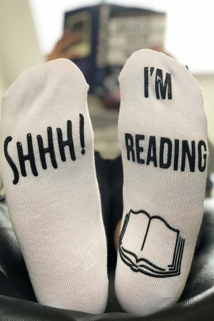 iccae_ghuri's tweet image. আমরা যারা মোটামুটি বই পড়ি, তাদের সবার উচিত একটা বই শেষ হলেই যেনো সেটাকে ফেলে রেখে না দিই। অনন্ত পড়ার জন্য হলেও বইটি প্রিয়জনদের কাউকে দিয়ে হাতবদল করি। শেষমেশ দেখা যাবে আমরা উভয়েই উপকৃত হবো। 
#keep_sharing 🎉