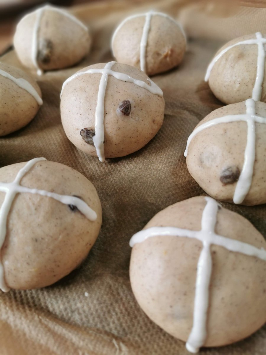 gavinbrownemail's tweet photo. My very first attempt at making #hotcrossbuns for #EasterSunday using @DeliaOnline recipe. @CMUCatering @TUCOltd pretty chuffed with my work. #HappyEaster2020 https://t.co/7ccyKvIbGo