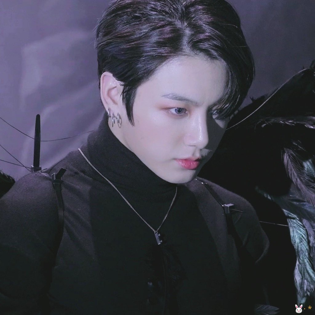 mots:7 era jungkook being a cultural reset—a thread
