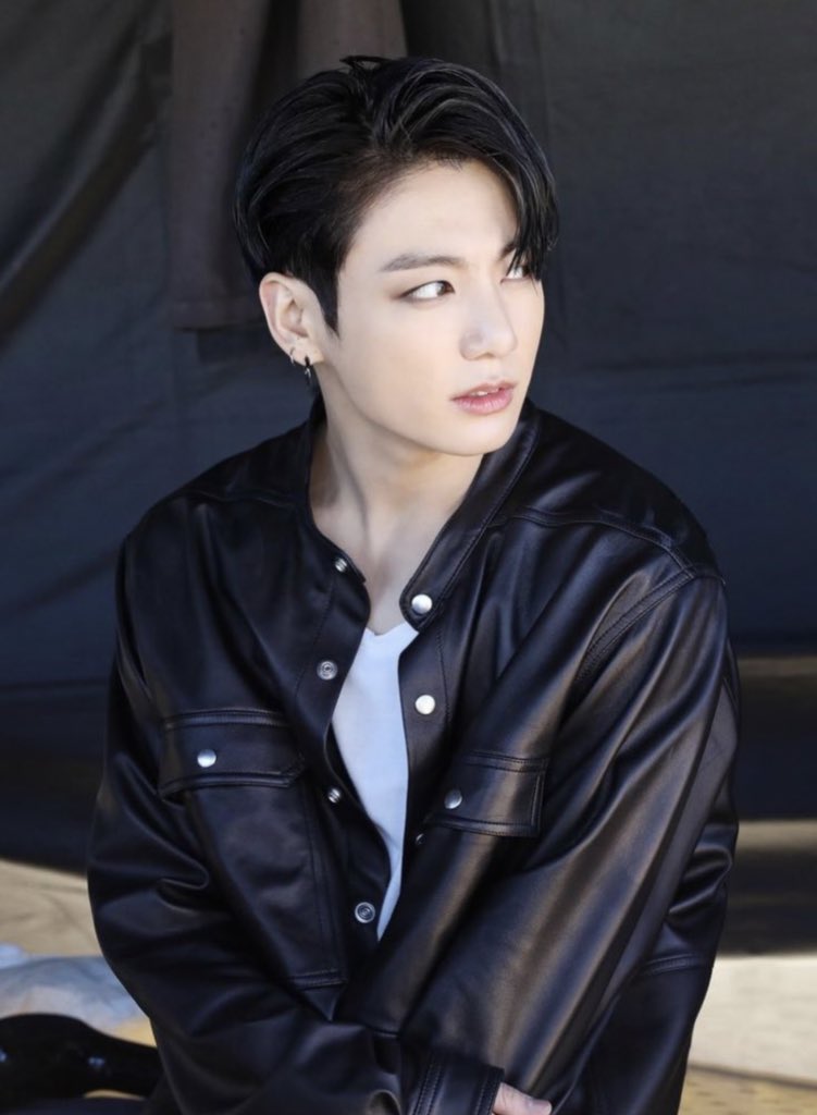 this look WAS A WHOLE SERVE