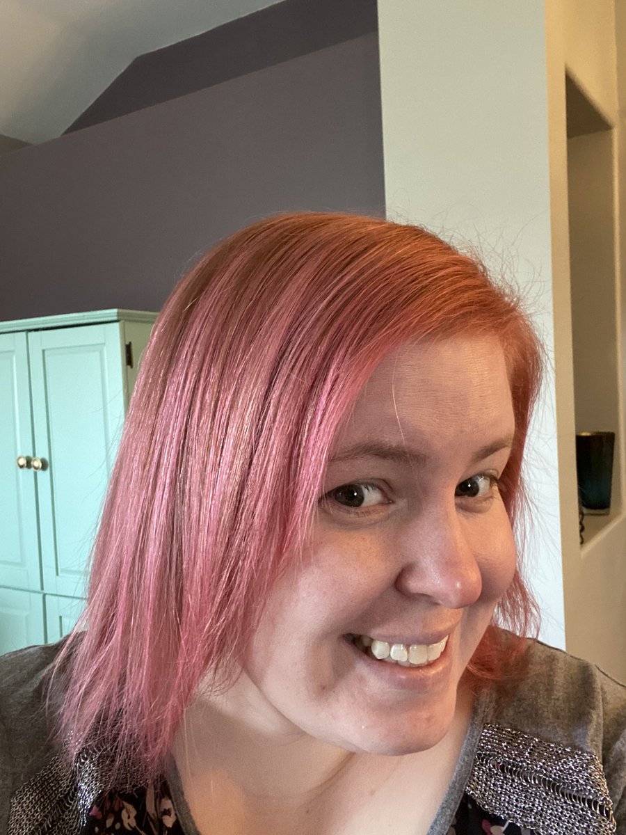msbrix1's tweet photo. One thing I love about middle school kids is that many of them are willing to take risks &amp; be who they are. Inspired by a student, let’s call her Bagels, I took a risk &amp; tried something new. Is pink the perfect hair color?No, but I tried a new thing. #quarantinehair #stuckathome https://t.co/cBFxG7HzPr