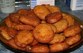 BoucharaCharly's tweet photo. À #Sherbrooke je cherche des #matzot (cachères lePessah ou pas, peu importe) Pour faire des #sfériès jamais aussi décadents que ceux de maman ou de tata, mais bon...
Bref des matzot à Sherb' ? Savez-vous où? https://t.co/wjakZdhMOO