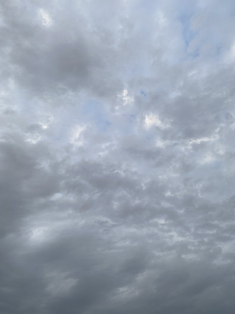 Touchme سحب خلفيات غيوم وامطار