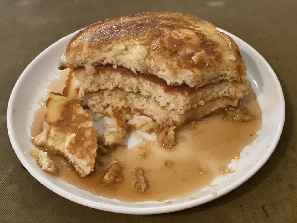 If you don’t stack your pancakes and slice them like a cake then you’re fake