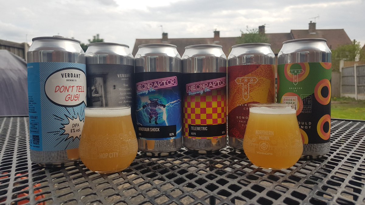 mcollo1's tweet photo. Having our own @HopCityLeeds with some beers from @neonraptorbrew , @VerdantBrew &amp; @trackbrewco looking forward to joining everybody again at the @NMBCoRefectory again soon.
#stayhomehopcity https://t.co/x06i4V5Ng6