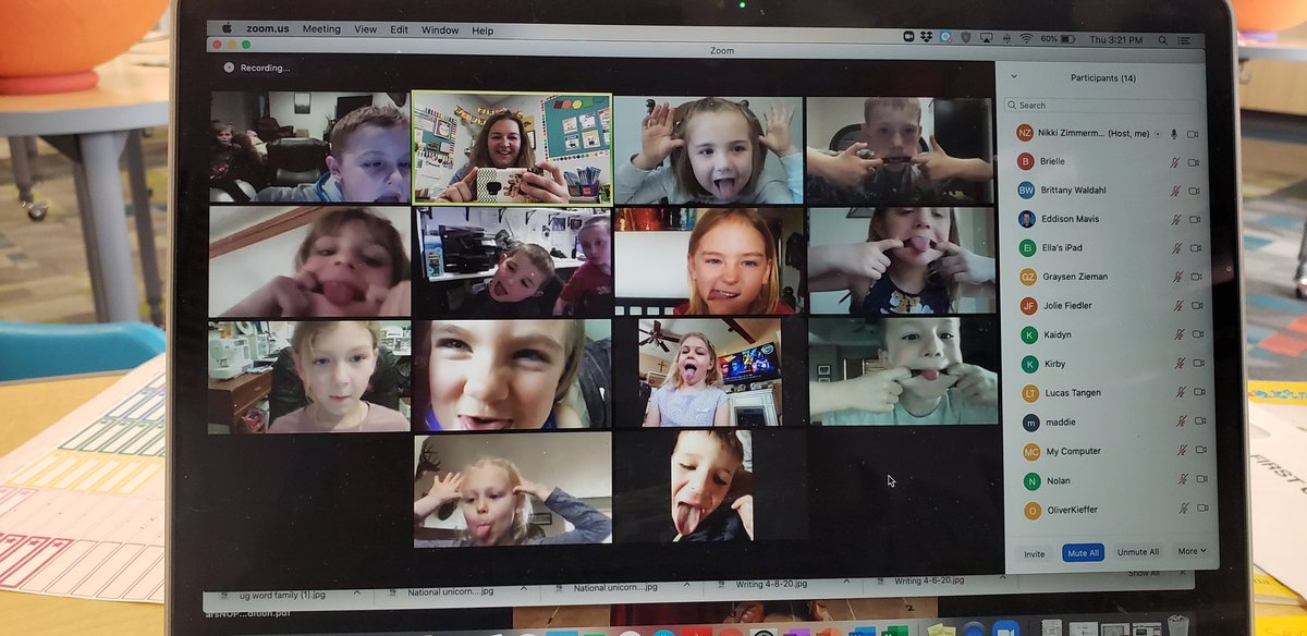 40burks's tweet photo. Keeping it real in kindergarten! Squirrel Style!   #centralcassnd #SquirrelsES #KinderZimm19 https://t.co/49WyGhCW0E