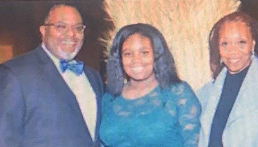 whodini86's tweet photo. #dressedupinourhearts https://t.co/BYWiNnLwyI