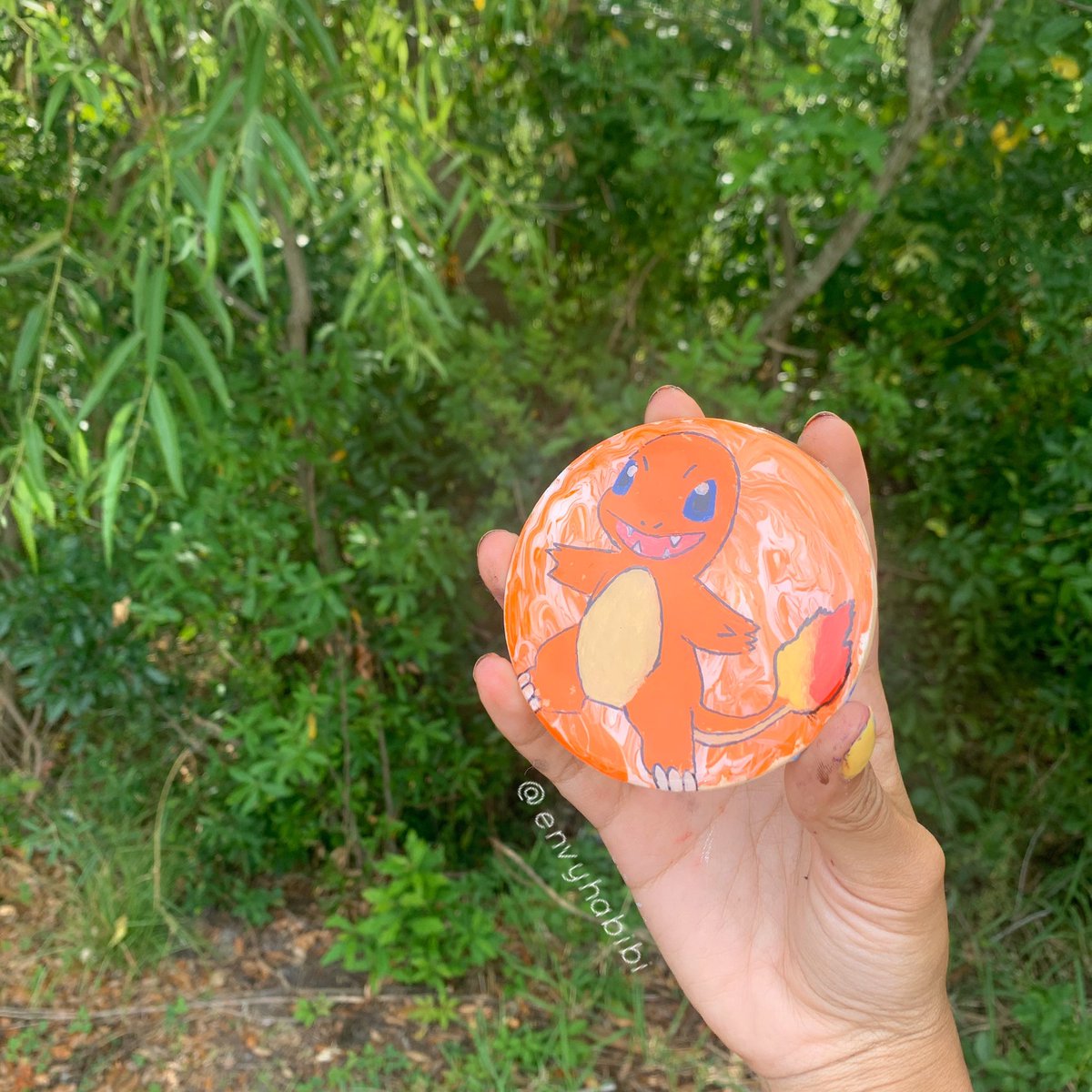envyhabibi's tweet photo. I painted some coasters !! Lol follow my insta for more pics https://t.co/6AMQRDZql8 #rt #F4F  #helpmegain https://t.co/mnABMhYVrP