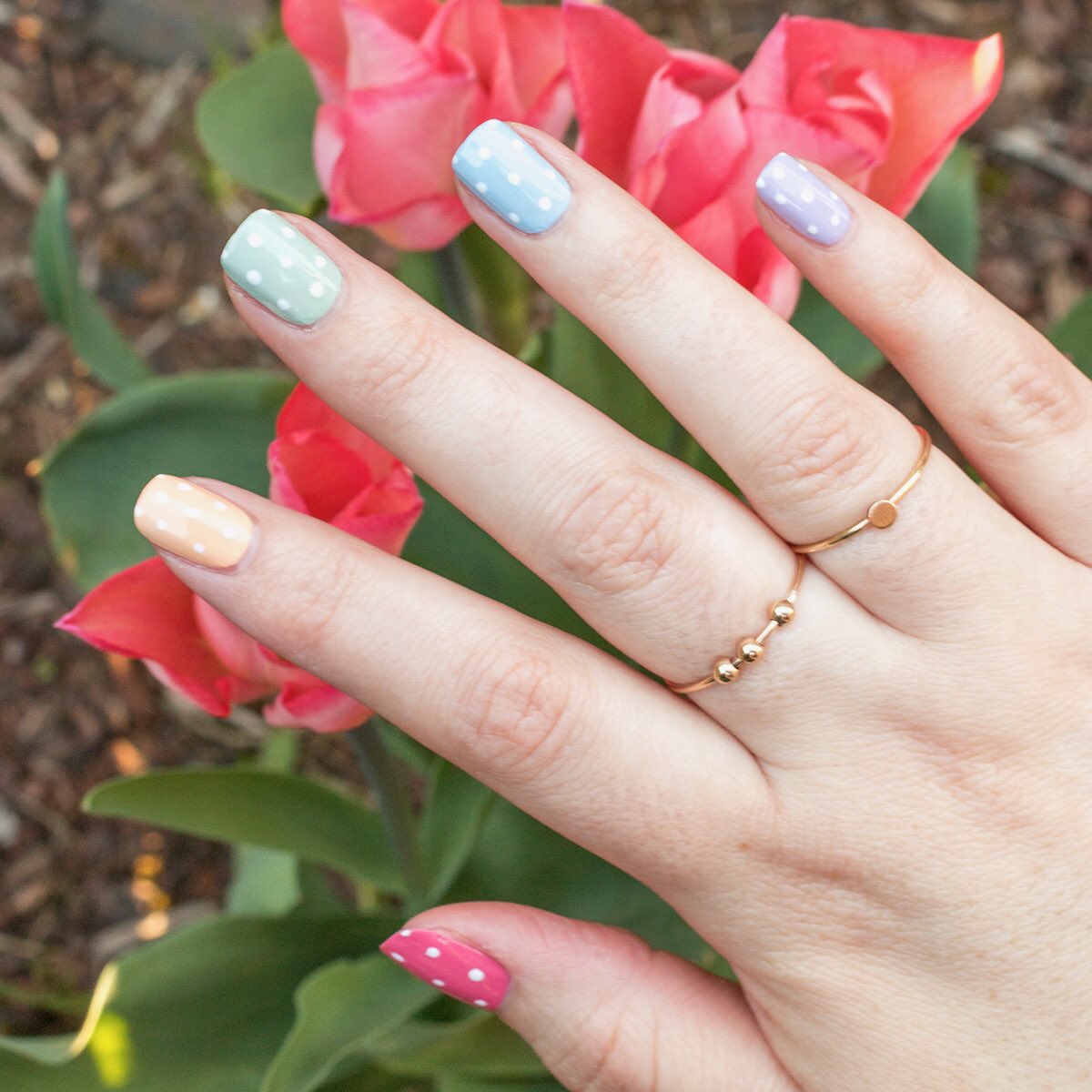 Happy Easter 🐣🐰 I'm wearing <a href="/essie/">essie</a> Flying Solo, Feeling Wellies, Can Dew Attitude, Saltwater Happy and Lilacism