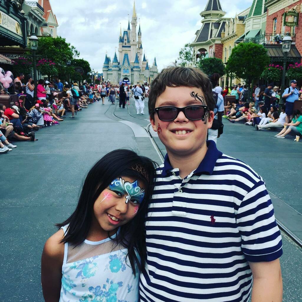 disourdream's tweet photo. Just dropped our Disney World Magic Kingdom Easter parade video from April 2015 on our YouTube channel since the parks are closed. Hope you enjoy!
#disney #disneyworld #magickingdom #easter #parade #disneyig #instadisney #disneyinsta #disneyvlog #disneyv… https://t.co/SRTHbwnd6z https://t.co/5TTQPIazI2