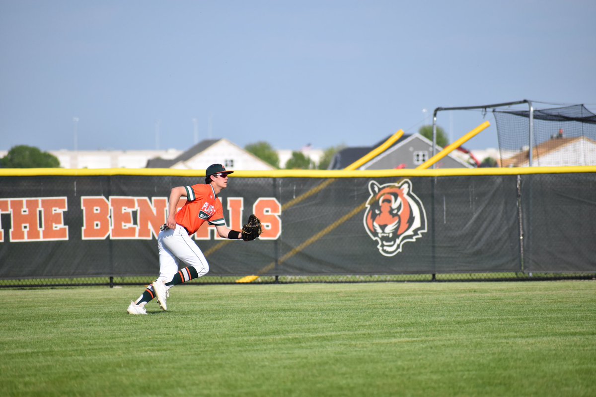 NickPratch25's tweet photo. I am excited to announce I will be continuing to play the sport I love at Illinois Wesleyan University! I would like to thank my family, friends, and all my coaches who have helped along the way. #IWU @pehsbaseball @BaseballIWU https://t.co/qyNBju2RAP