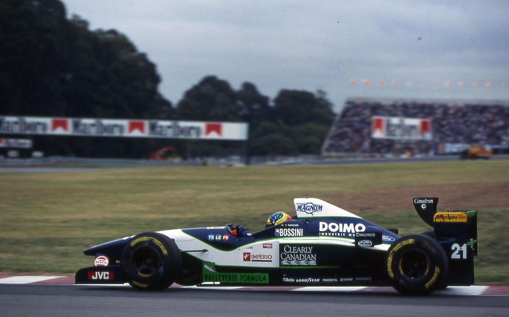 . @marquestarso foi o terceiro e último brasileiro a passar pela Minardi. Disputou dois GPs em 1996 e depois substituiu Jarno Trulli na metade final de 1997. Ele ainda voltou para correr em 2001, mas acabou substituído por Alex Yoong (!).  #MemóriaGP