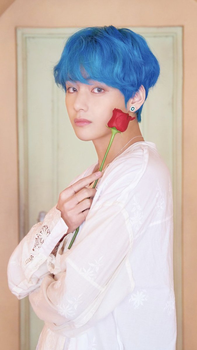 you can't spell ethereal without kim taehyung