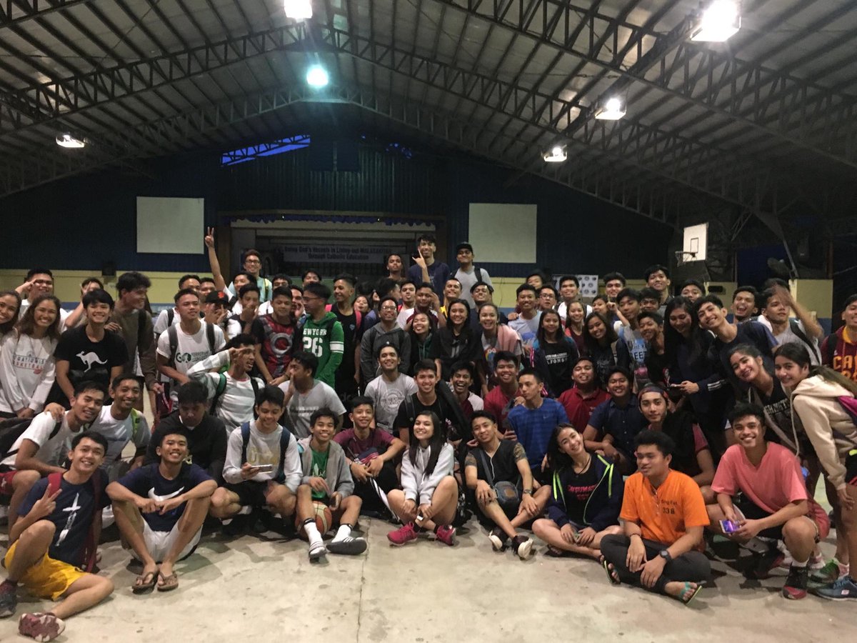 louellamaxinna's tweet photo. I MISS MY YFC FAM 😭 https://t.co/Hxy94naKm0