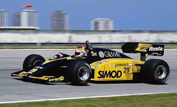 A Minardi entrou na  #F1 em 1985, apenas com Pierluigi Martini. Como toda equipe estreante, a primeira temporada foi complicada e o piloto italiano conseguiu completar apenas três corridas, e obteve o melhor resultado na Austrália (8º lugar).  #MemóriaGP