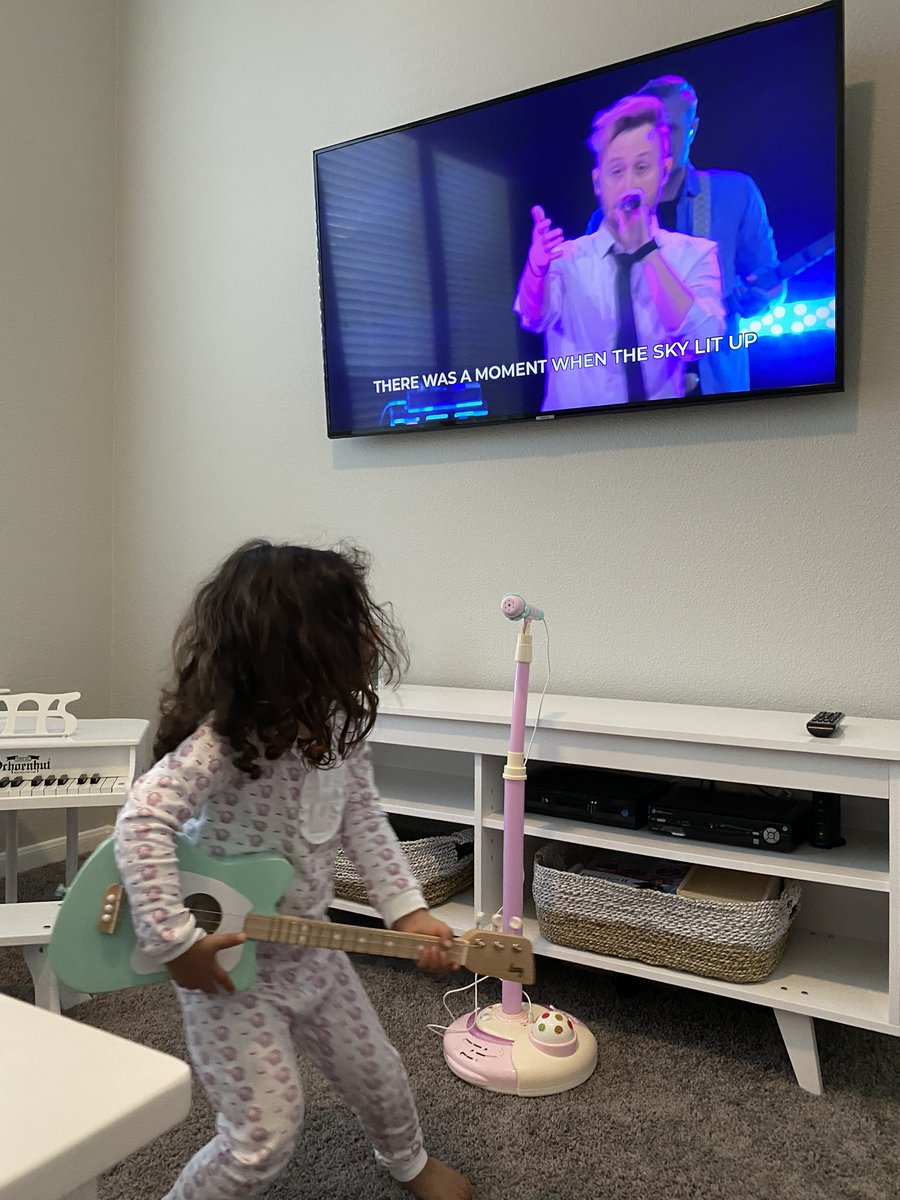 TheJCCarpenter's tweet photo. Blakely Joining the @CBCSocial Worship Team and Leading Praise and Worship at Home! 🙌#CBCEaster2020 https://t.co/JSbvexXorP